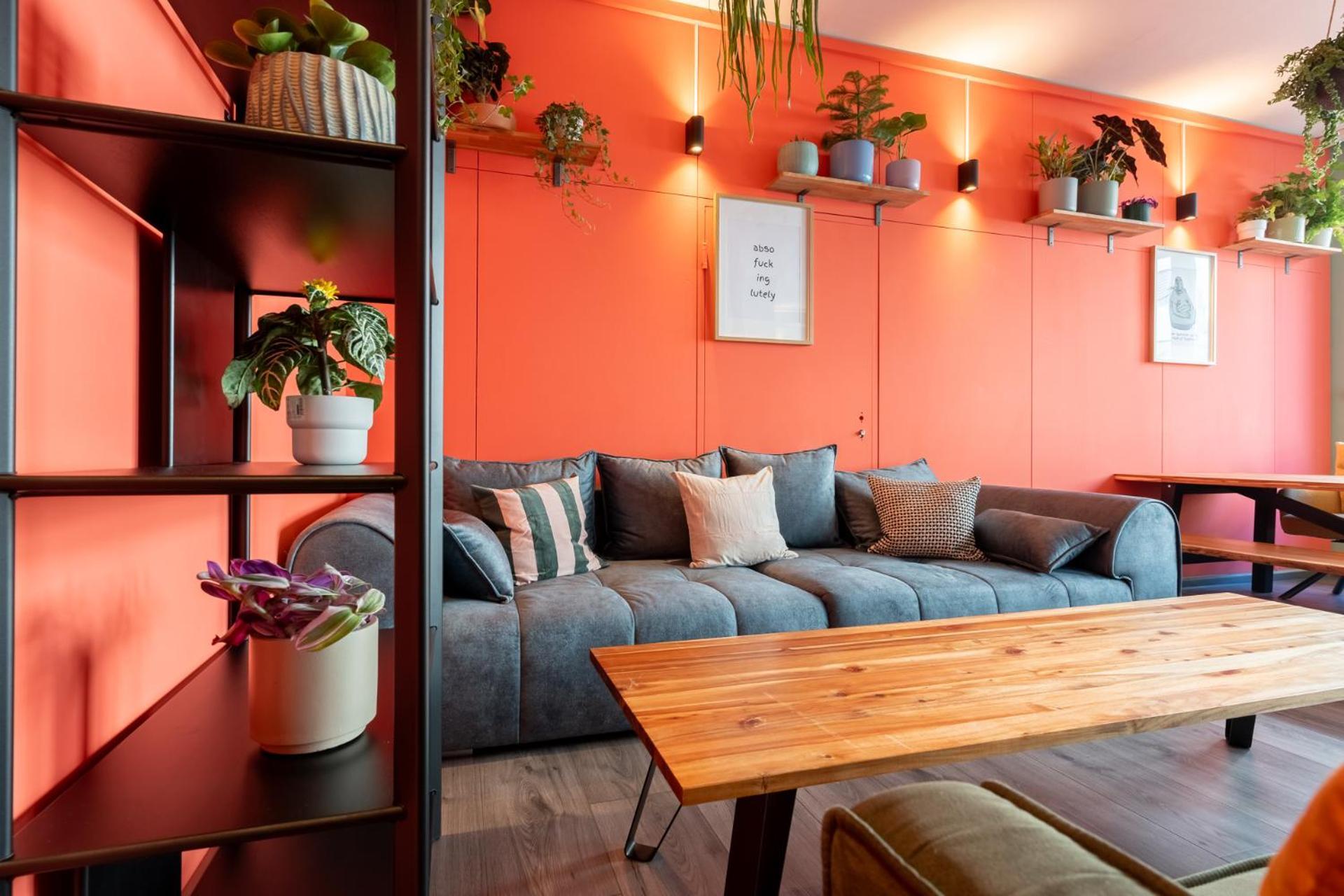 Mue Cubes - Capsule Hotel Bazel Buitenkant foto